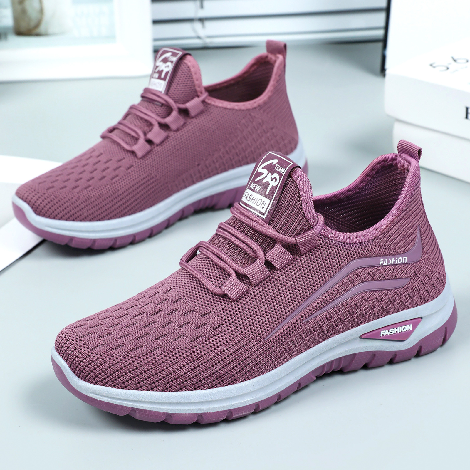运动鞋女款春季新款跨境shoes女鞋批发飞织透气休闲鞋百搭网鞋